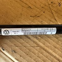 VW Touran 1T upevňovací držák zadního sedadla - 2