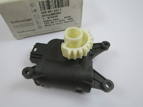 3C0 907 511T VW Servomotor nastavovací klapky topení  /klimatizace - 2