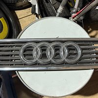 Mřížka chladiče Audi A4 B5 8D 8D0 853651J černá chromovaná - 3