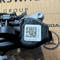 brzdový třmen Audi Q7 4M zadní pravý s destičkami 4M0406FT - 11