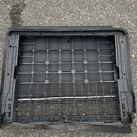 VW ID.3  Clona chladice + 1EA 122 135 H Roletka  Servomotor pro roletu chladiče - 5