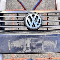 přední mřížka chladiče pro VW TOURAN (1T1, 1T2) 1.4 TSI - 2