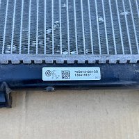 Chladič vody originál VW Passat 3G B8 2.0 TDI chladič 5Q0121251GD - 2