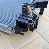 Chladič vody ORIG. VAG 7E0121253A VW T5 Transporter 2.0 TDI BiTDI TSI r.v. '09-'15 - 9
