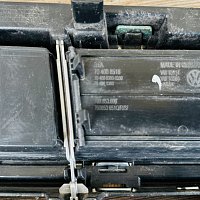 Mřížka chladiče VW 760853696 760853651L 760853653E CR Touareg 3.0 V6 - 12