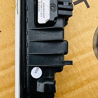 KLIKA zadní dveře páté  zadní dveře VW 7E0927235 pro T6 T7 Bus Multivan Caddy 5 V - 7