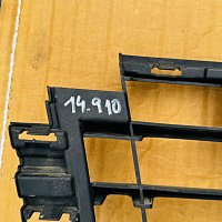 Golf VIII  MK 8 2020 Přední spodní mřížka chladiče CHROM - 7