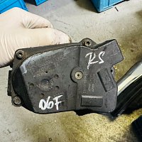 Škrtící klapka 06F 133062G ŠKODA OCTAVIA RS 100426403 - 2