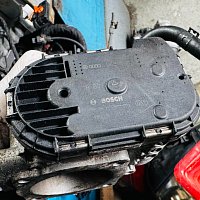 škrtíci klapka AUDI A4 B6 2.0 06B133062H BOSCH  0280750088 - 3