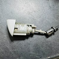 VLOŽKA ZÁMKU ŘIDIČE LEVÉ DVEŘE A4 8K A5 8T - 3