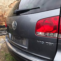 VW Touareg 7L V10 Okno Sklo víka kufru zadní dveře lepené vyhřívané páté vrata - 4