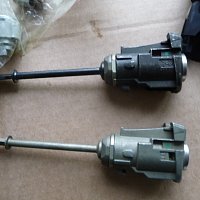 8E0 905 855 C vlozka zamku pro spinaci skrinku se snimaci civkou klic hlavni s kodovanym trans- ponderem s moznosti zmeny kodu    107 905 855 CF - 4