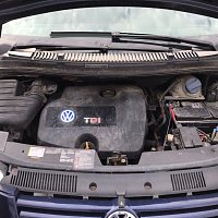 7M3 823 509 E  zamek vika přední kapota čelo - 2