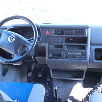 7D0 831 055 C  Dveře levé přední Barva laku LH5Z modra atlantis-metalicka - 2