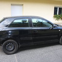 4F1 837 016    Zámek dveří s kontaktním spínačem dveří strana spoluj. - 3