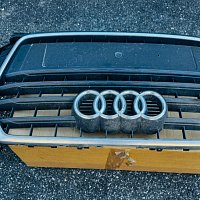 Audi Q3 8U rok výroby 2015 přední mřížka mřížka chladiče 8U0853653M 8U0853653P 8U0853653N - 5