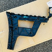 8K9 807 453 A   +  8K9 807 454 A    Sada držáků zadního nárazníku, levý a pravý, pro Audi A4 8K5 Avant  B8 8K - 2