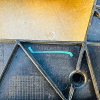 8K9 807 453 A   +  8K9 807 454 A    Sada držáků zadního nárazníku, levý a pravý, pro Audi A4 8K5 Avant  B8 8K - 3