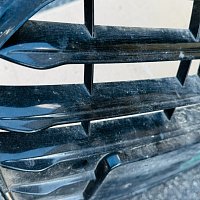 Audi A4 B8 maska ​​chladiče 8K0853651E černý lak   8K0 853 651 E  T94 Maska chladice cerna-leskla - 3