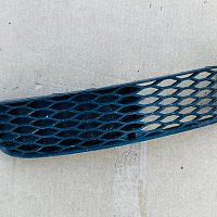 Audi TT Mk1 2001 Přední pravá spodní mřížka chladiče, třídílná přední 8N0 807682A - 2