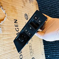 VW PASSAT Variant B7 365 Spínač stahování oken Přední Levý 3AB857857A  ŘIDIČ PRO 4 OKNA - 2