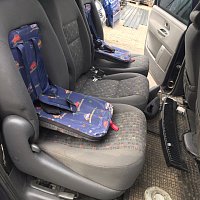 7M3 883 018 QB Sedadlo kompletní s opěrkou zad, opěrkou hlavy a integro- vanou dětskou sedačkou vpravo - 4