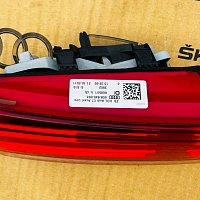 4G9 945 221 A  nosic zarovek PRO AUDI A6 4G C7 2010-2014 ZADNÍ SVĚTLO LEVÉ  vnitřní víko kufr - 2