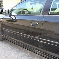 8P3 809 837  Audi A3 8P 3 DVEŘ  postranice vlevo vzadu BOK zadní blatník  LEM KOLA BOČNICE - 4