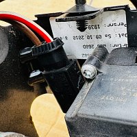 443 020 164 1 : BMW 37206794465 02 Kompresor vzduchového odpružení +Ventilový blok  BMW 5 Gran Turismo - 12