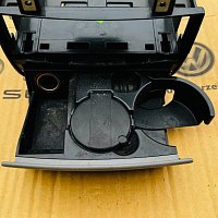 Držák na nápoje Volkswagen Crafter 2015 Držák na nápoje A9068100028  SPRINTERw906 - 9