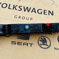 4M0 945 095    Svítilna zadní skupinová vlevo  Audi Q7 2025 - 5