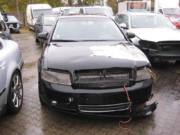 AUDI A4 B6 1,9 96kW 2002  - 3