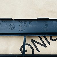 7N0 853 677 9B9 MŘÍŽKA  přední nárazník  spodní  ZSB 7N0 853 671 - 7