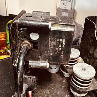 4722555610 BMW Blok ventilů Wabco pro vzduchové odpružení Řada 5 F07 F11 Řada 7 F01 X5 F15 X6 F16 - 2