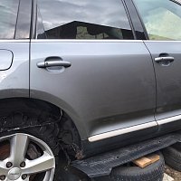7L0 833 056 M  Dveře Zadní pravé PZ VW Touareg V10 TDI 7L  Vnejší barva / Cislo laku  A7 / D7Z LD7Z - 3