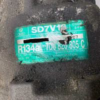 7D0 820 805    kompresor klimatizace s elektromagnetickou spojkou u vozidel s 2. vyparnikem - 2