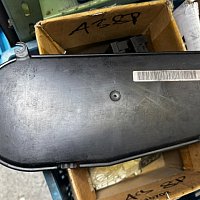 Audi A8 S8 D3 4E 2007 Diesel 240kW Kryt rozvodového řemene 057109123Q - 3