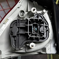 vnější zadní světlo L 1K6945095G VW Golf 1.4 1K/1KP/5M/1KM - 4