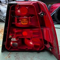 Zadní světlo VW Bora Sedan Originální zadní levé 1J5945111AA 1J2 - 2