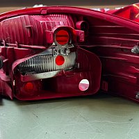 Levé zadní světlo pro 3dveřový AUDI A3 (8P1) 1.6 8P0945095 - 2