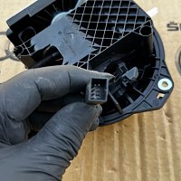 VW GOLF VIII 5H0 COUVACÍ KAMERA zadní znak otvírání víka kufru - 8