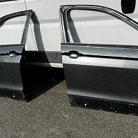 LEVÉ PŘEDNÍ DVEŘE ŘIDIČ  - VW Tiguan 5NA - 10