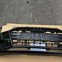 Přední nárazník Audi A4 8W B9 Facelift  Mřížka vedení vzduchu 8W0 807 681 AJ T94 - 2