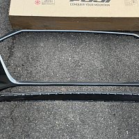 4K8 807 241 Kryt pro tažné oko   10/17-10/25 GRU - 4