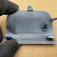 KRYTKA TAŽNÉHO OKA Audi A7 S7 4K8 2018  Zadní nárazník OE - 2