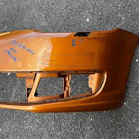 1T0 807 241 C GRU  VW Touran (1T1) Přední nárazník  Krytka tažného oka - 10