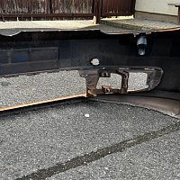 VW Touran (1T1) Přední nárazník  OSTŘIKY - 13