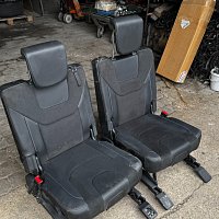 VW Sharan 7N Seat Alhambra alcantara kožené sedáky třetí řada sklopné do kufru 7 místá verze - 3