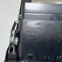VW TOURAN 1T3 202 Tryska vzduchová černá saténová/chromová - 3