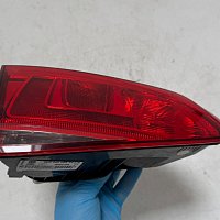 VW Golf VII 7 Sedan Zadní světlo Vnitřní pravé zadní světlo 5G0 - 10
